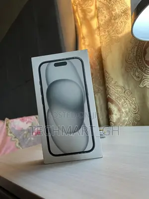 New Apple iPhone 15 128 GB Black