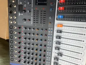 8- Channel Kv Mixer/Yamaha