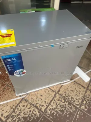 Midea Easy To Clean 198ltr Energy Saving Chest Freezer