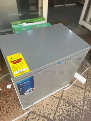 Low Noise Midea 2 Star Energy Saving Chest Freezer 198l