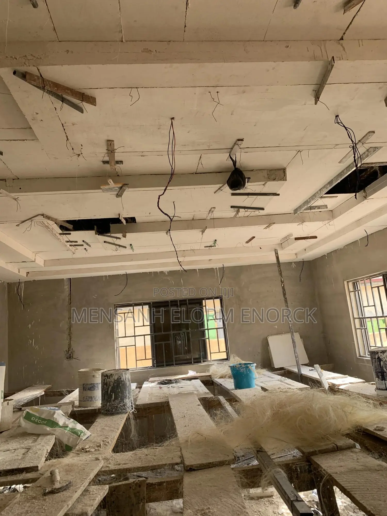 We Are A Good Company Workers Construction.Pop , Tiler ,