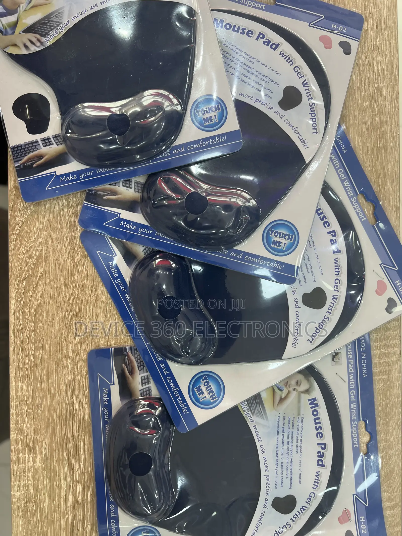 Mousepad With Gel Wrist Support