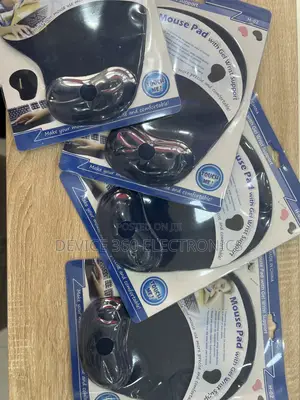 Mousepad With Gel Wrist Support