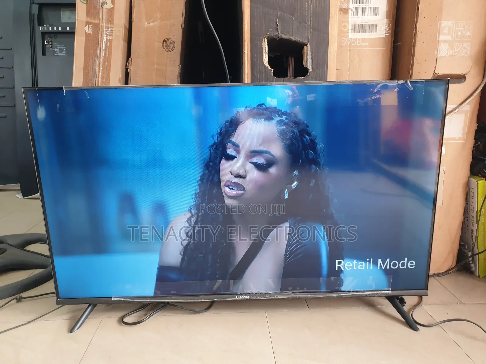 40"Hisense Smart Full Hd Satellite