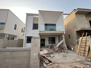 3bdrm House in Skm, Spintex for sale