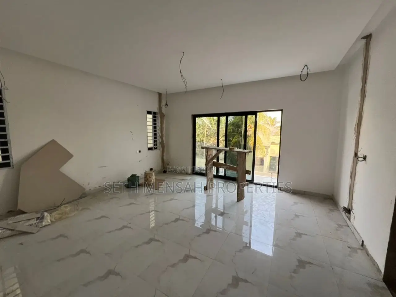 3bdrm House in Skm, Spintex for sale