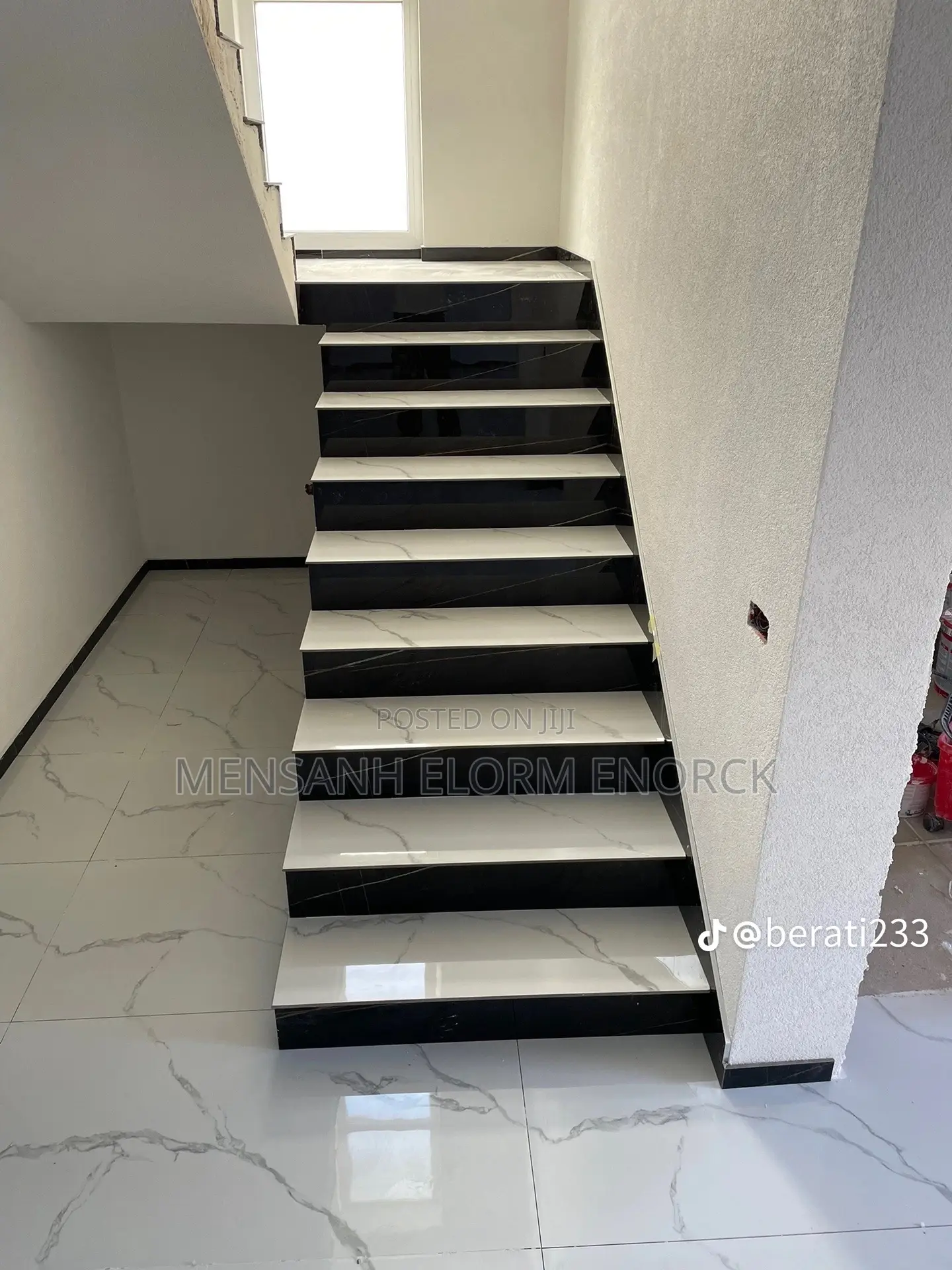 We Are a Good Company Construction Tiler Job .