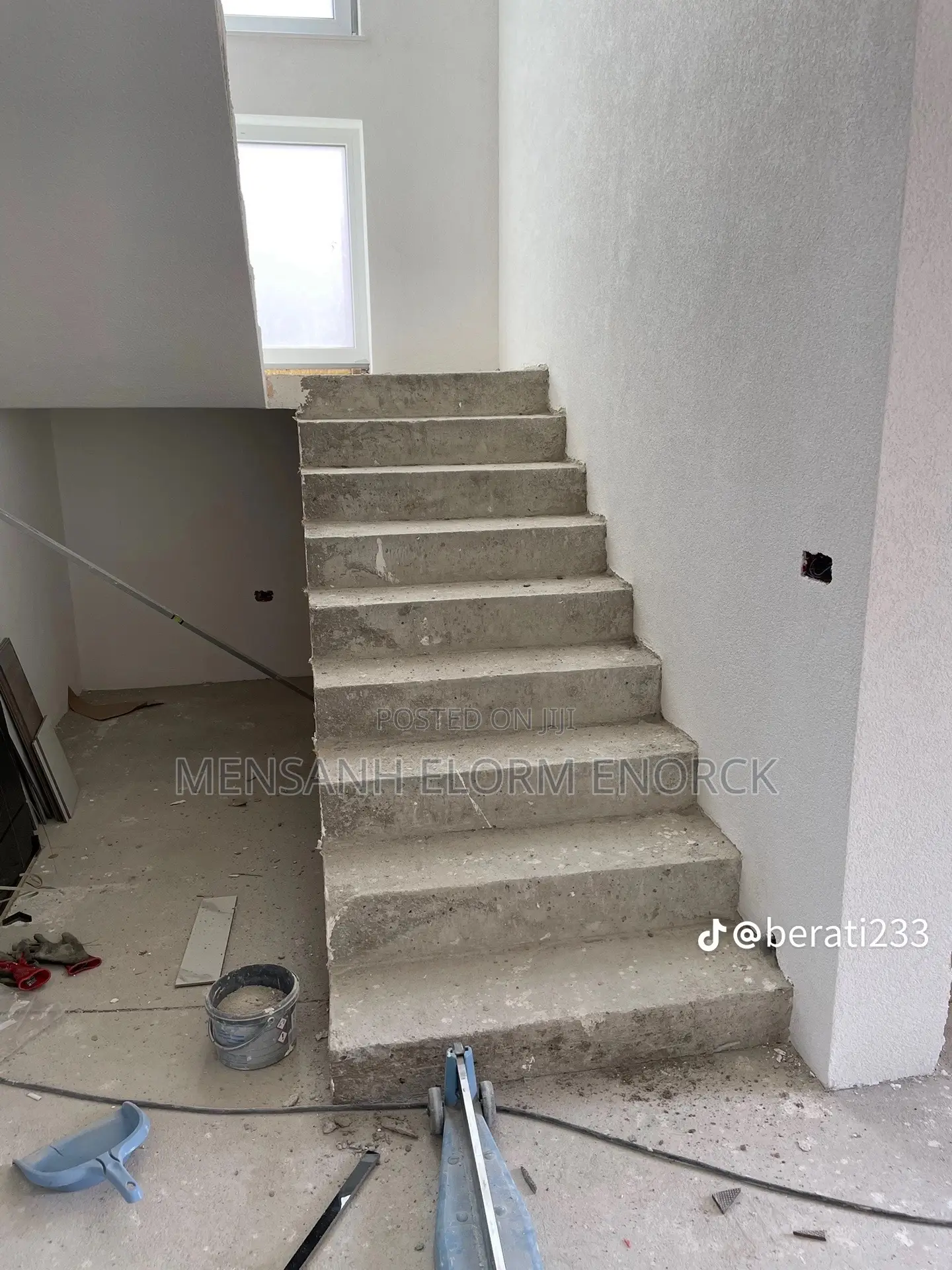 We Are a Good Company Construction Tiler Job .