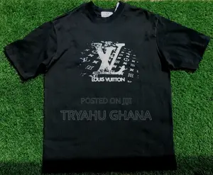 Buy Simple Original Black Men's Louis Vuitton T-Shirts