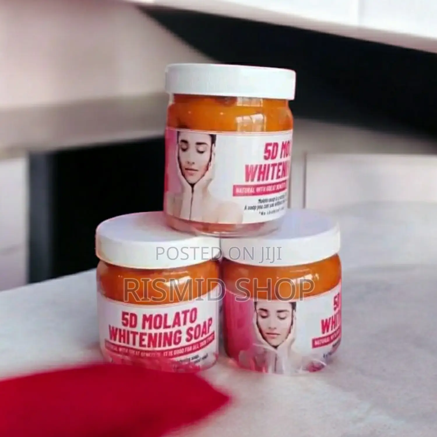 Molato Super Whitening Soap