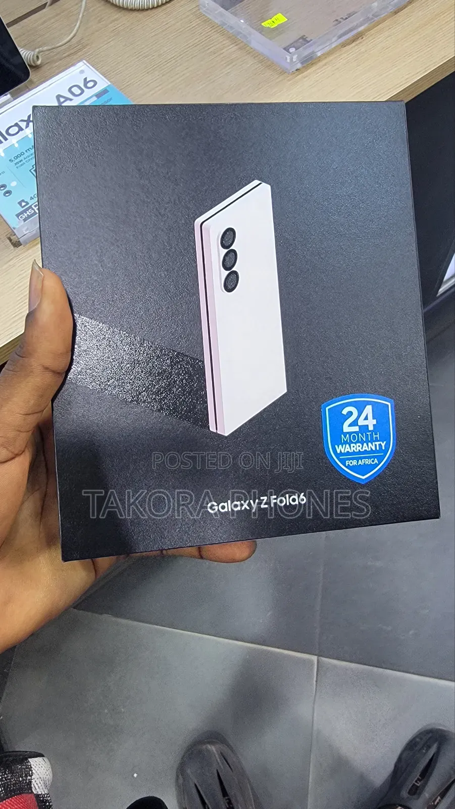 New Samsung Galaxy Z Fold6 512 GB Gold