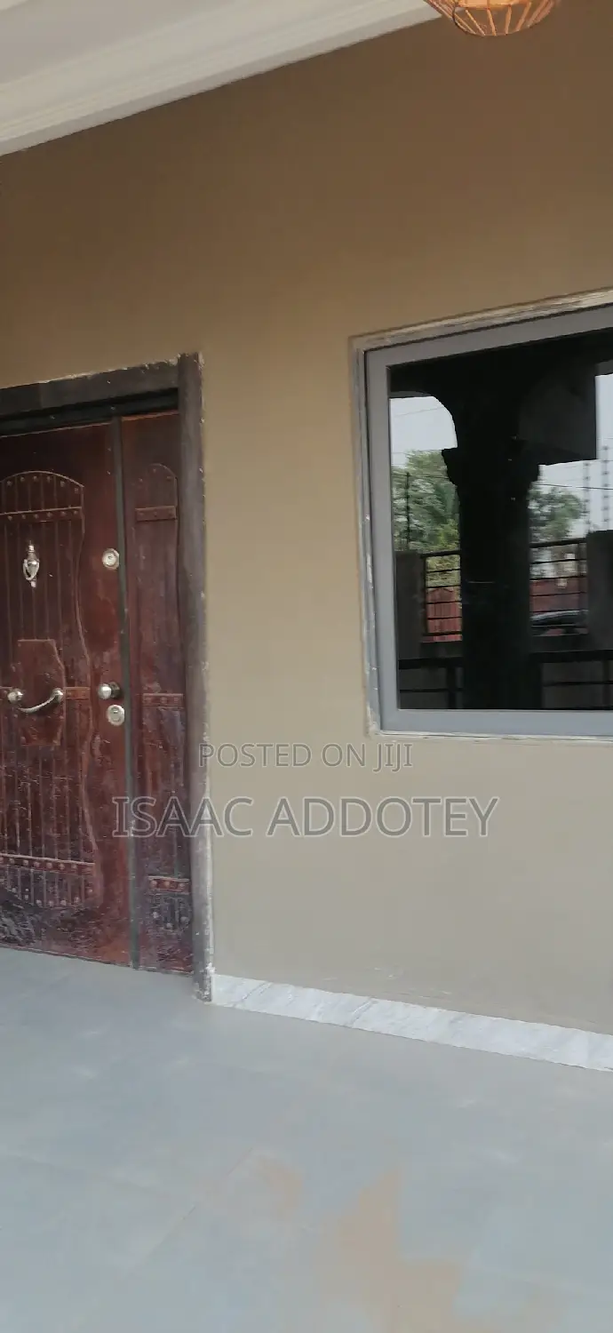 3bdrm Apartment in Spintex Bastona for rent