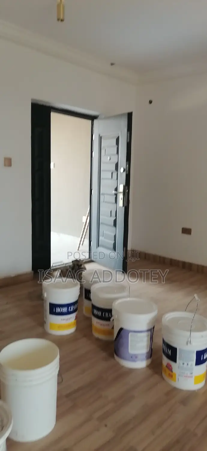 3bdrm Apartment in Spintex Bastona for rent