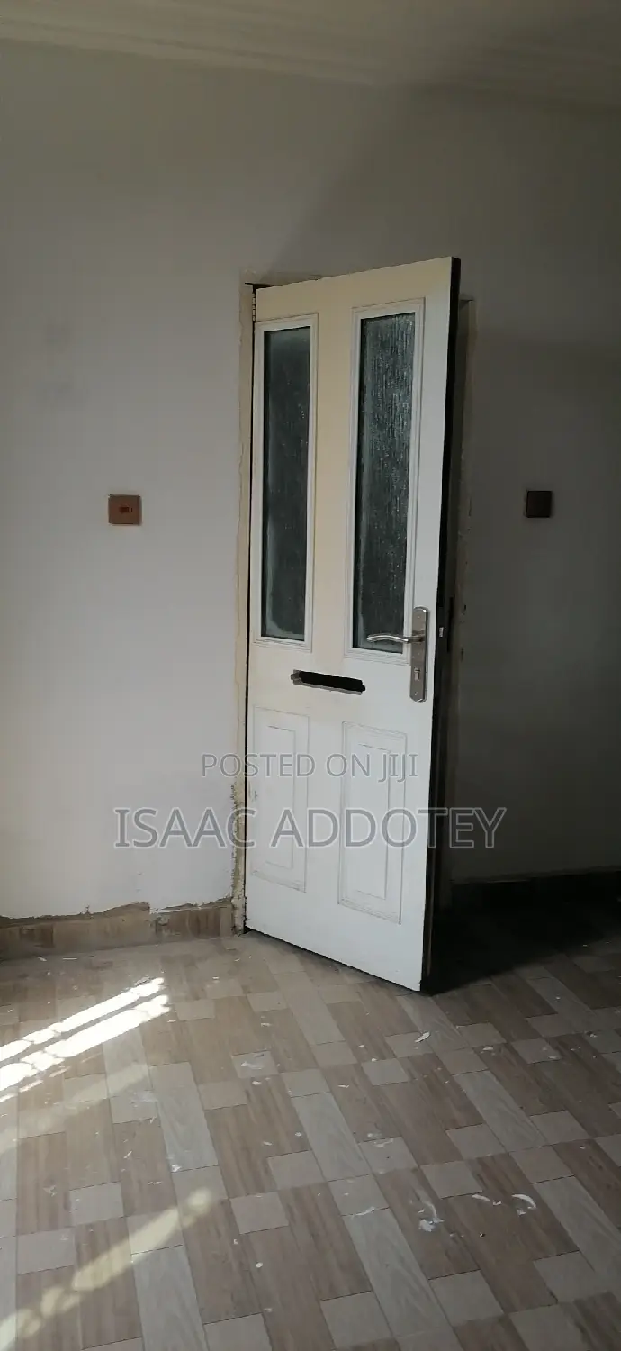 3bdrm Apartment in Spintex Bastona for rent