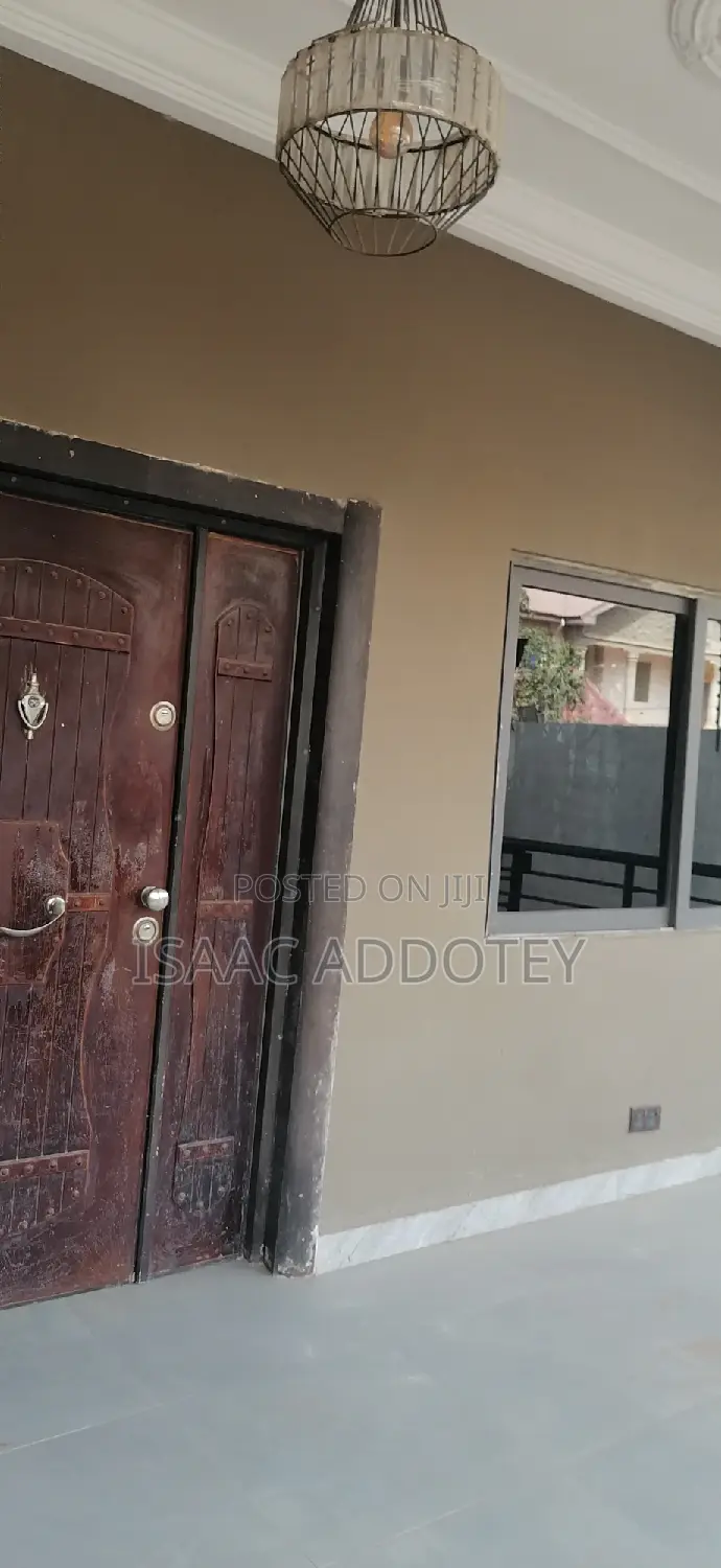 3bdrm Apartment in Spintex Bastona for rent