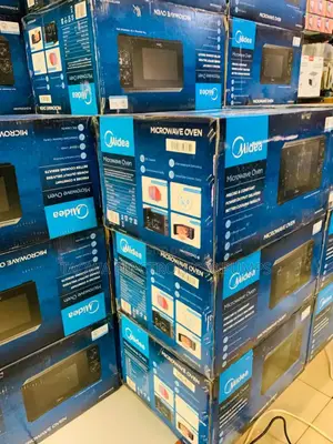 Black Midea Microwave 20l