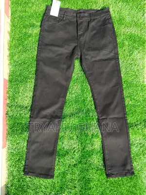 Men's Original Black Jeans for Sale Near You at Tryahu Price