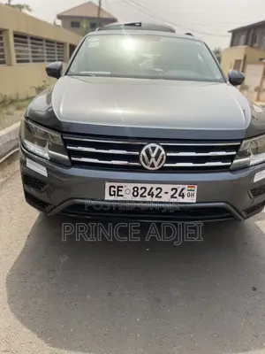 Volkswagen Tiguan 2.0T SE FWD 2020 Gray