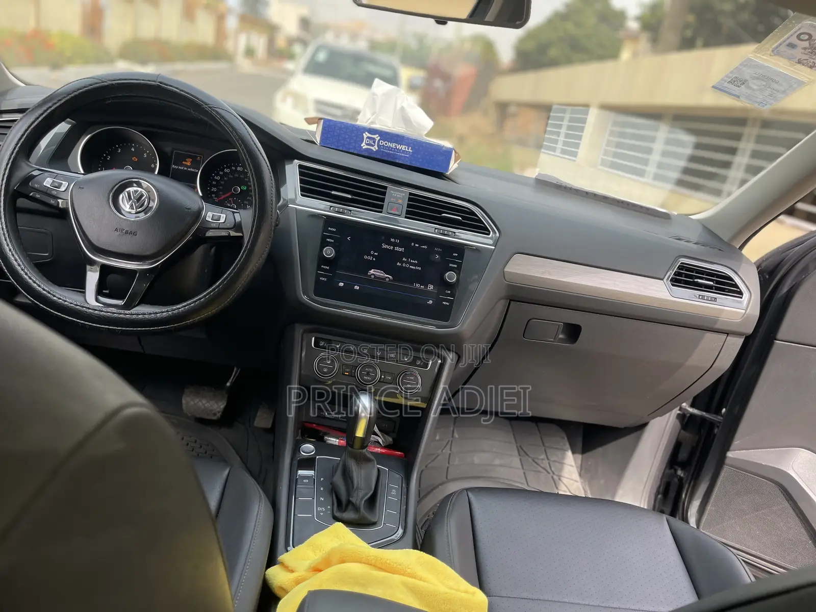 Volkswagen Tiguan 2.0T SE FWD 2020 Gray