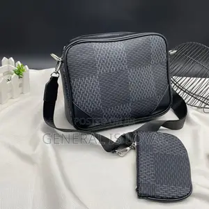 Gucci Side Bag/ Sling, Crossbody