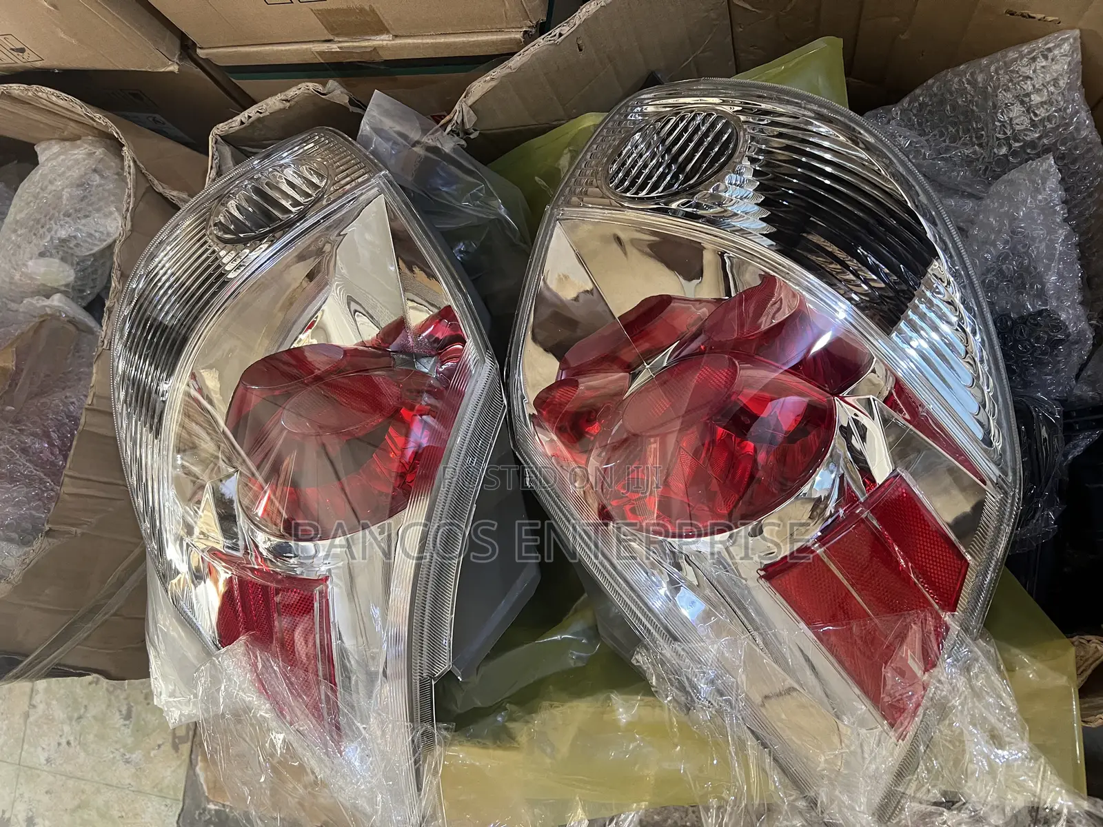 Toyota Matrix Tail Light 2005-2008