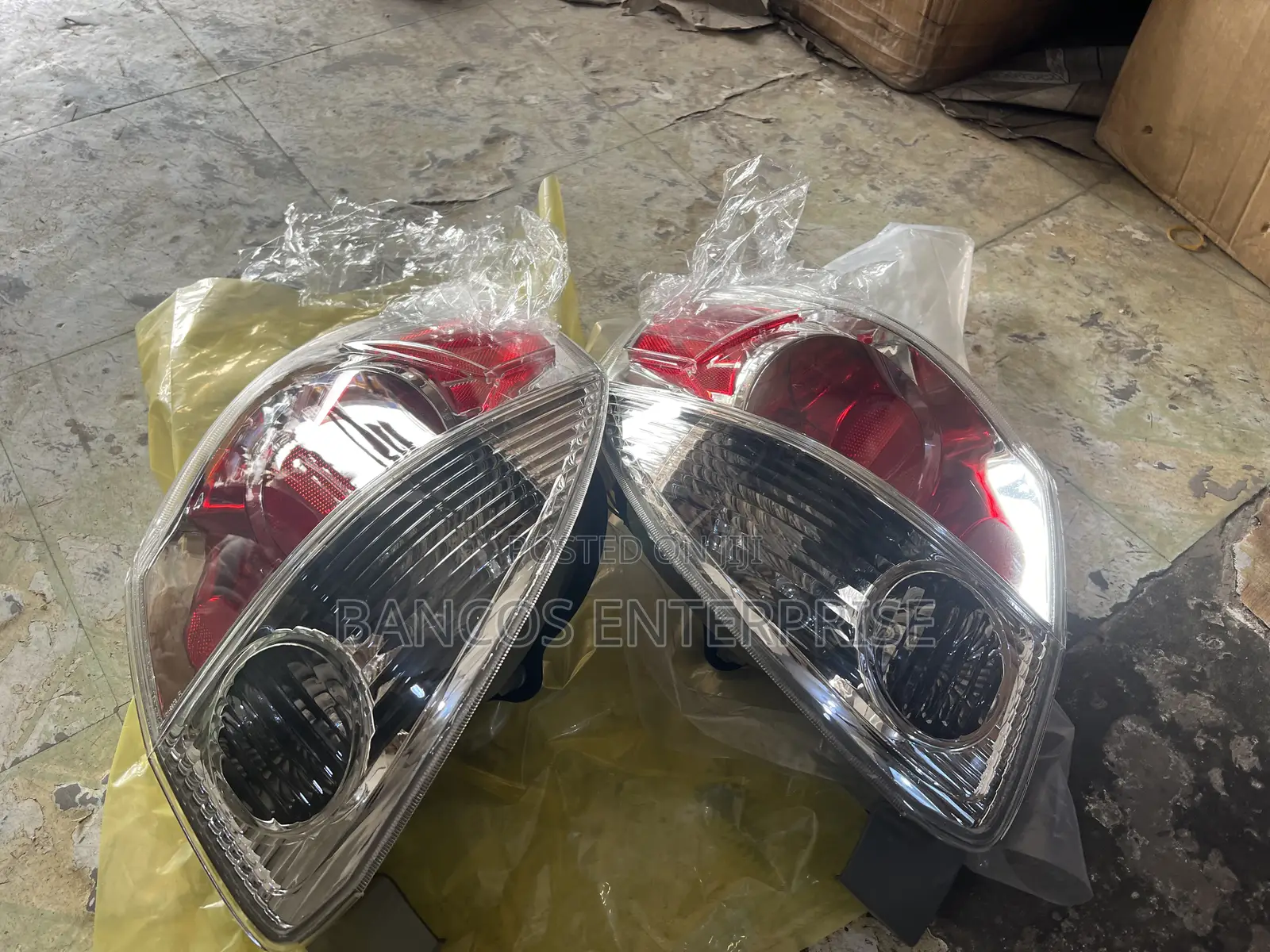 Toyota Matrix Tail Light 2005-2008