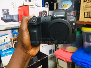 Canon EOS R Digital Full Frame Camera: Beyond Boundaries
