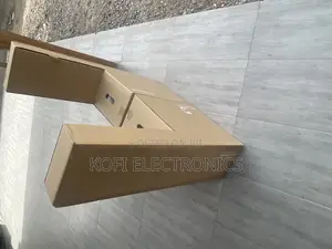 Equipped Dolby Samsung HW-C450 300W 2.1C Soundbar System