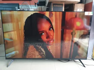 Crystal Uhd HDR Samsung Smart Satellite Tv 65"Inches