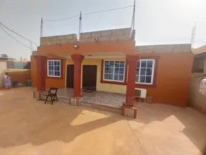4bdrm House in Kronum Top Boat, Kumasi Metropolitan for sale