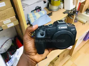 Canon Eos R8 Digital Camera Body Only