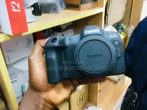 Canon EOS R8: Full-Frame Power, Perfectly Portable.
