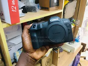Canon EOS R8: Full-Frame Photography, Perfectly Portable.