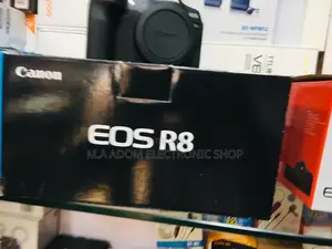 Canon EOS R8 - Mirrorless Powerhouse for Photography Video