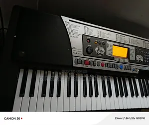 Yamaha PSR E350