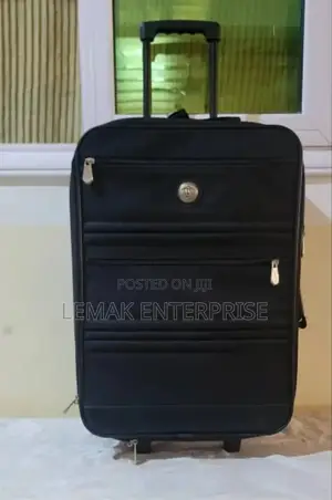 TRAVELERS CLUB Traveling Suitcase