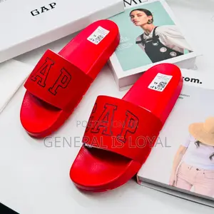 Gap Slippers