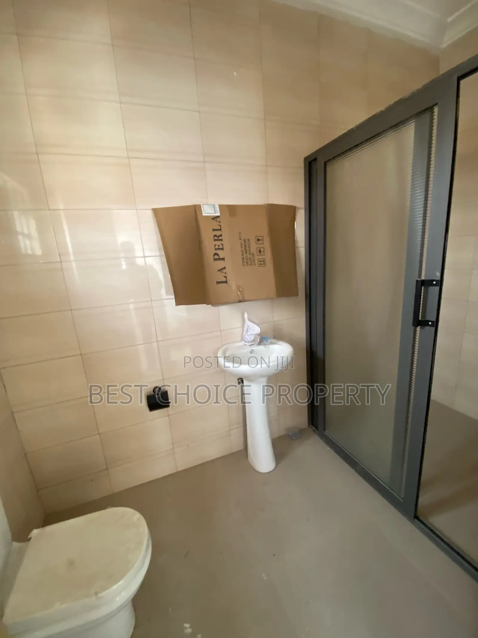 2bdrm Apartment in Owosuansa, Oyarifa for rent