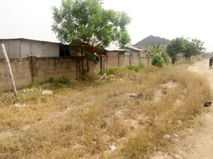 8 Plots of Land With Lakeside Documents