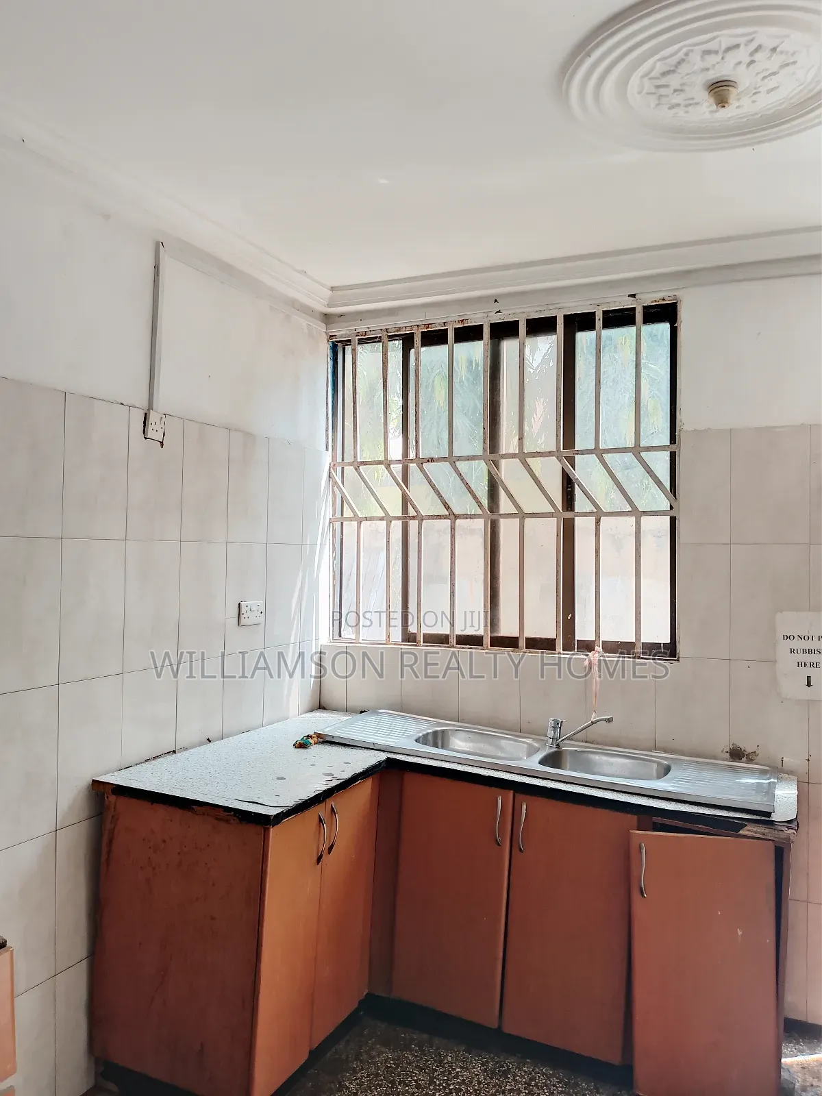 1bdrm Apartment in Community 18 Area, Spintex for rent