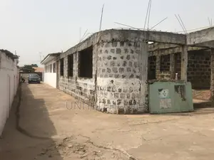 Mamprobi Old House On 2 Plot For Sale