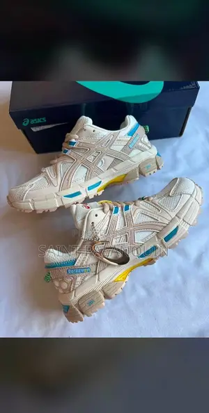ASICS Gel Kahana