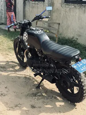 Honda Super Hawk 2024 Black