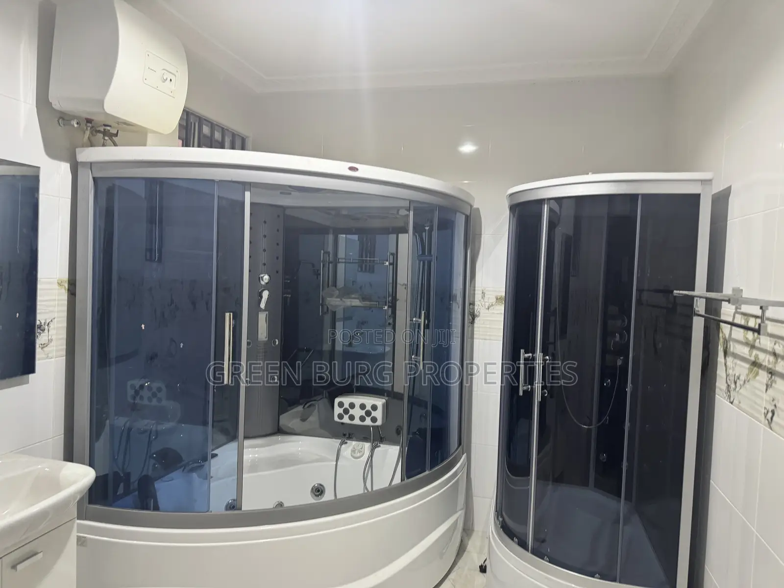 5bdrm House in East Legon for rent