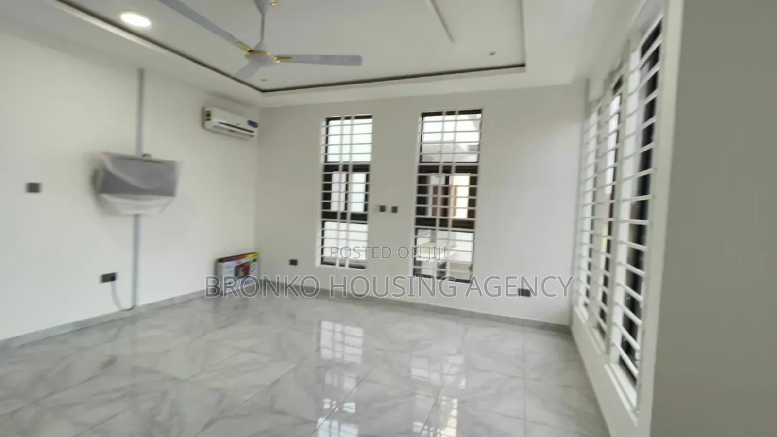 3bdrm House in Bronko Housing, Achimota for rent