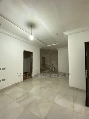 5bdrm Duplex in Ma Developments, Ofankor for sale