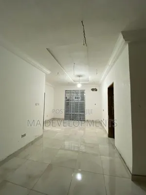 5bdrm Duplex in Ma Developments, Ofankor for sale