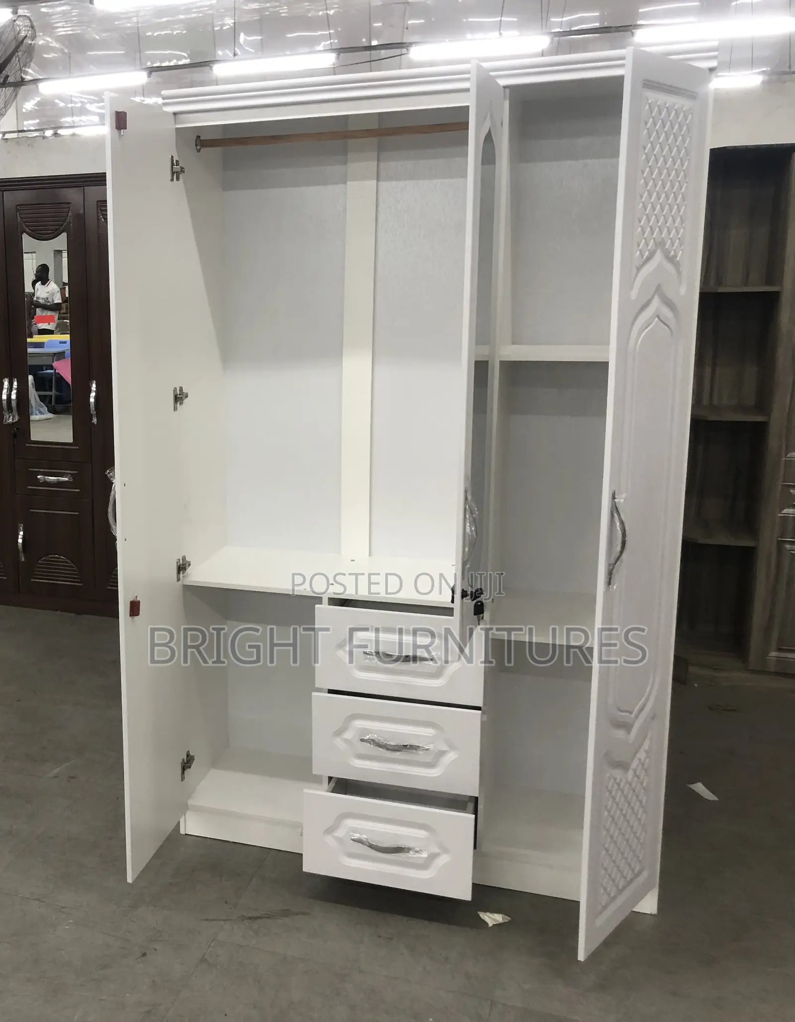 Imported Three Doors Wardrobe With Mirror and Drowners