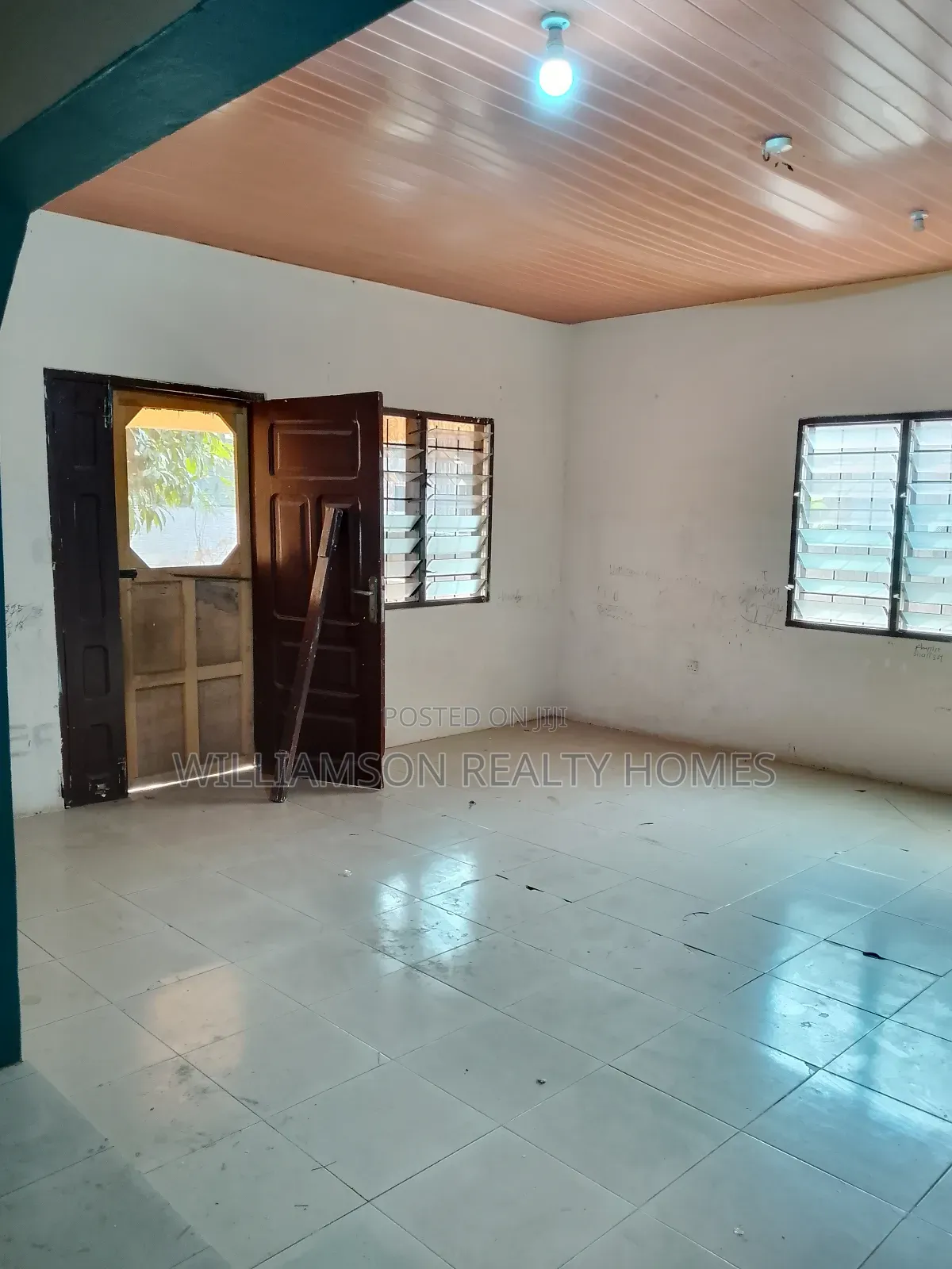 2bdrm House in Community 18 Area, Spintex for rent