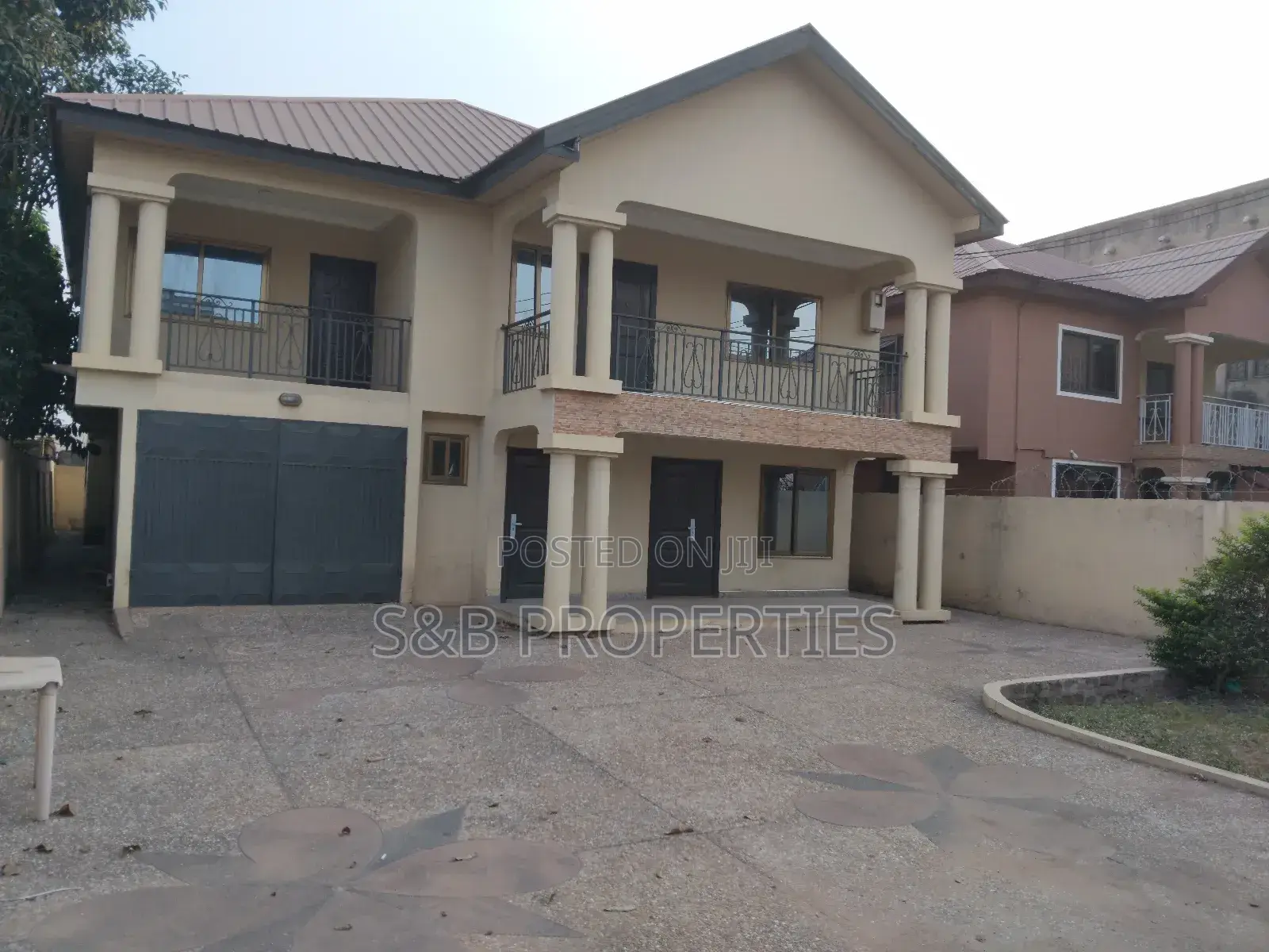 4bdrm House in Ashomang Estate for sale